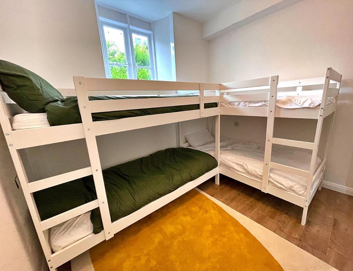 Finest Retreats - Luxury Converted Chapel With Hot Tub & Games Room Dinas Mawddwy Exterior photo